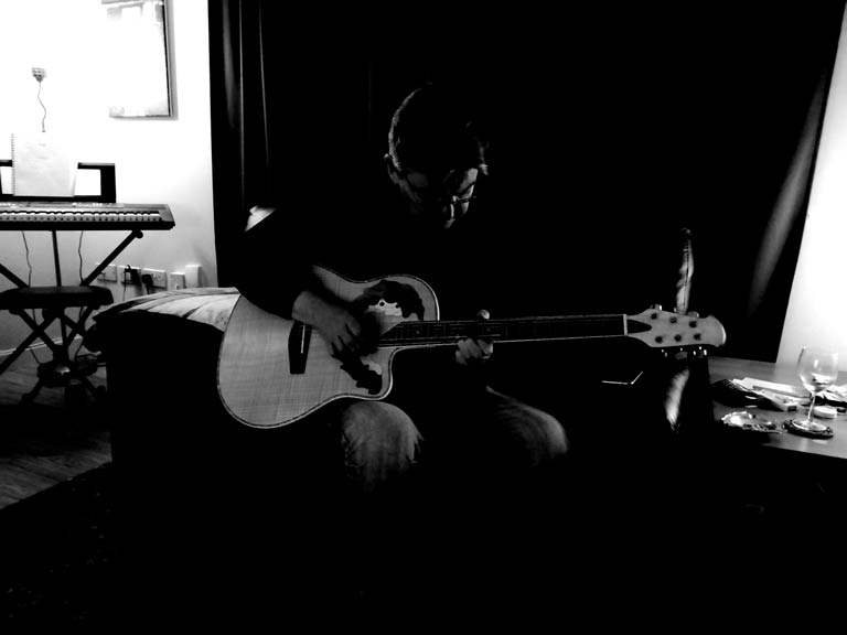 Singer Songwriter Mike Fitzgerald